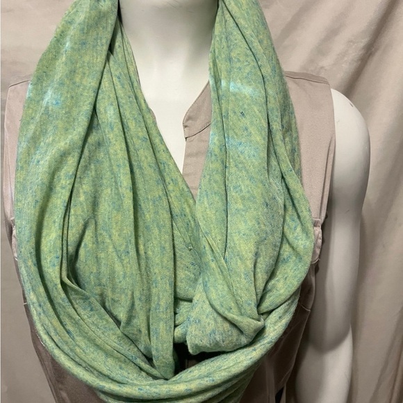 2 infinity scarves Echo - Picture 11 of 11